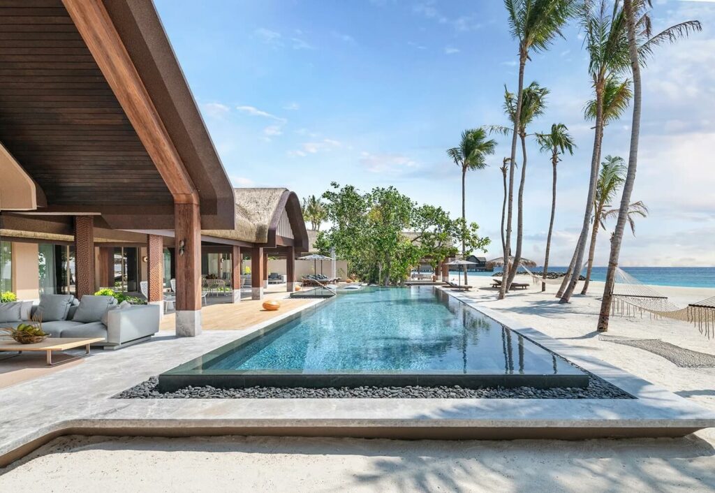 JOALI BEING - Well Living Spaces - Three Bedroom Wellbeing Beach Residence - Outdoor pool_4 - _1450x1000px